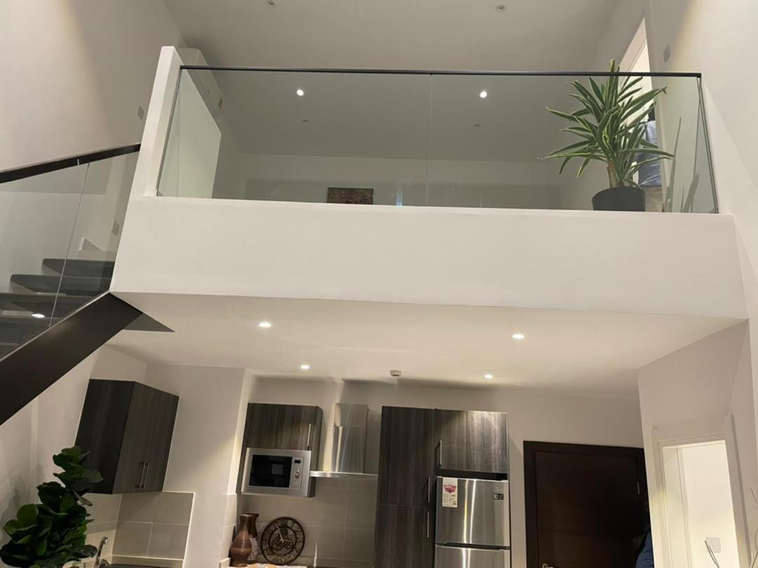 דירות אקרה Embassy Gardens Deluxe מראה חיצוני תמונה