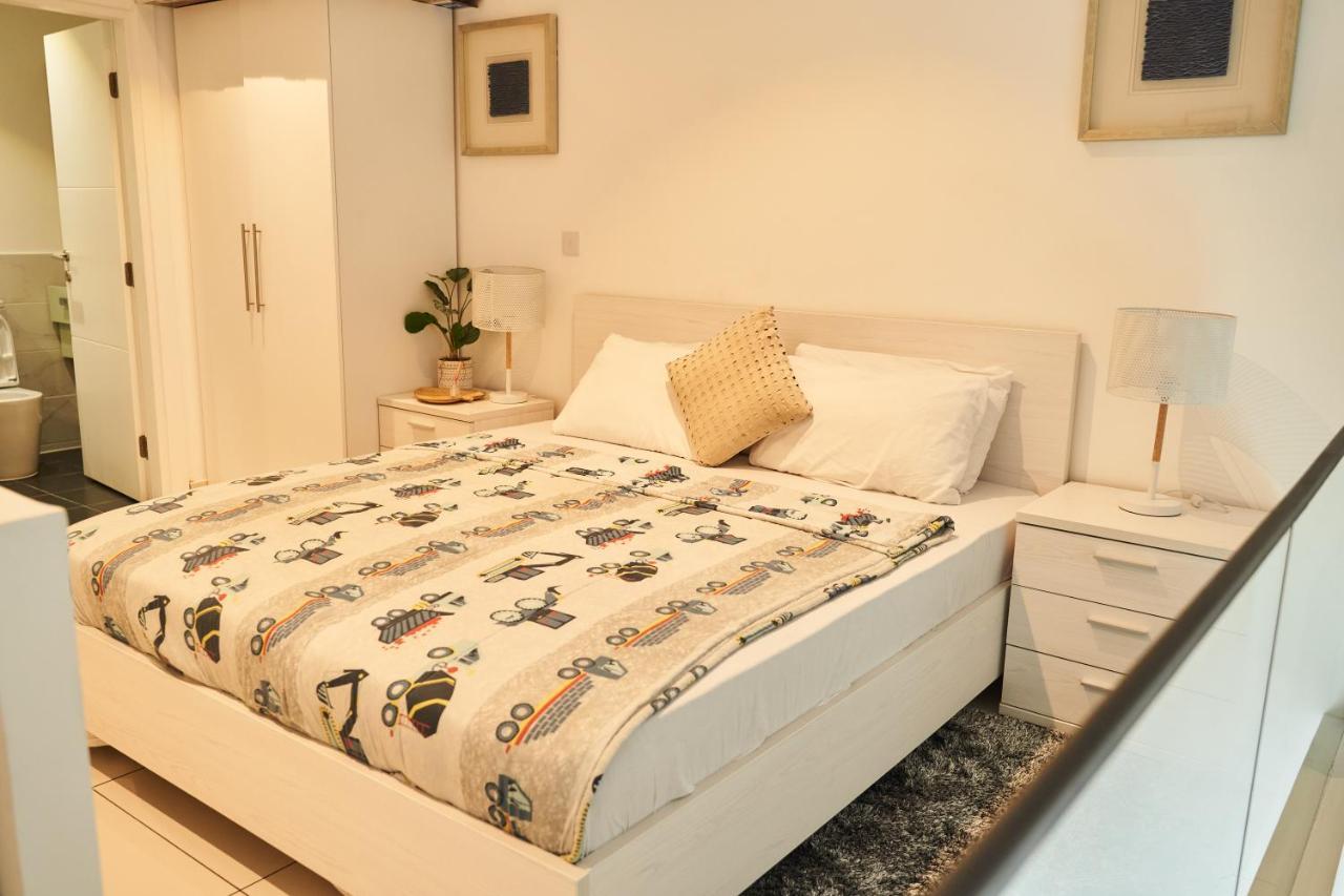 דירות אקרה Embassy Gardens Deluxe מראה חיצוני תמונה