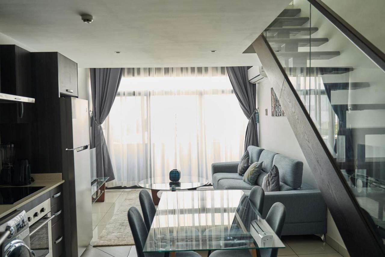 דירות אקרה Embassy Gardens Deluxe מראה חיצוני תמונה
