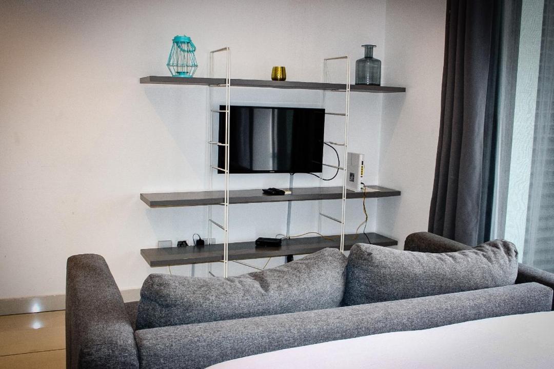 דירות אקרה Embassy Gardens Deluxe מראה חיצוני תמונה